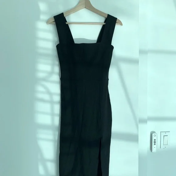 NWOT Reformation Cassi Knit Dress size S - Picture 3 of 9